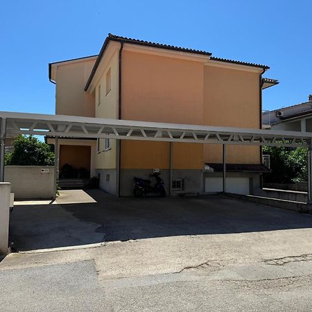 Aria Room And Apartmant Fuga Rovinj Bagian luar foto
