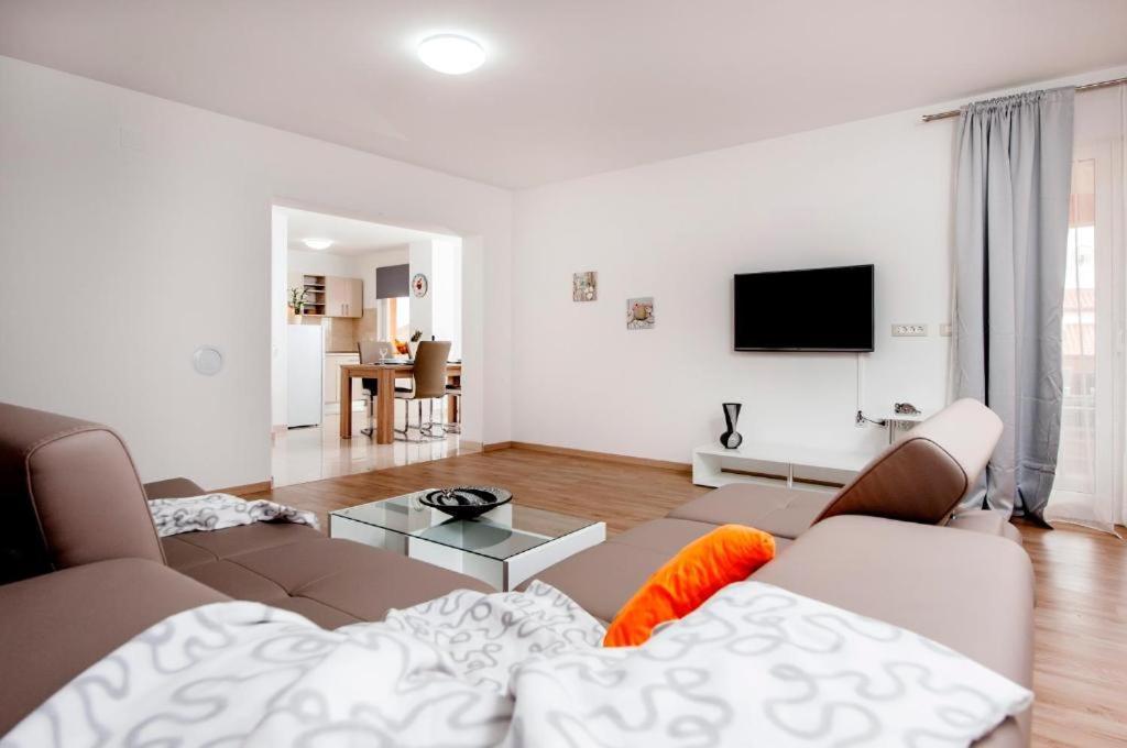 Aria Room And Apartmant Fuga Rovinj Bagian luar foto