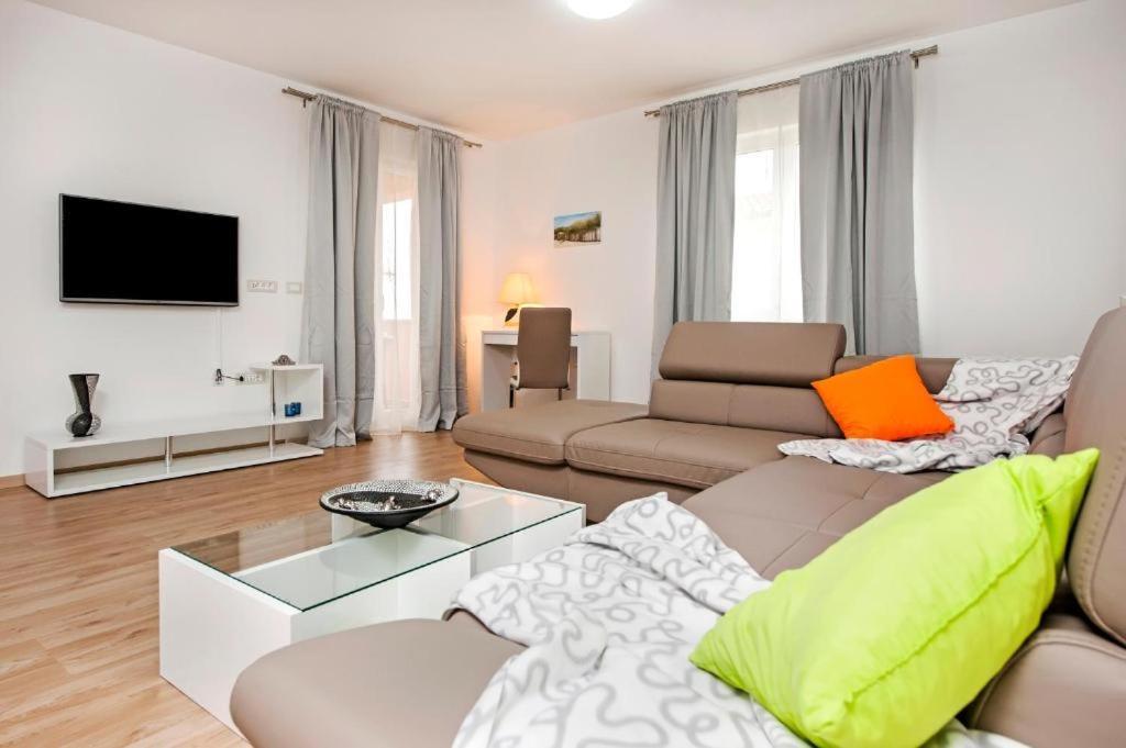 Aria Room And Apartmant Fuga Rovinj Bagian luar foto